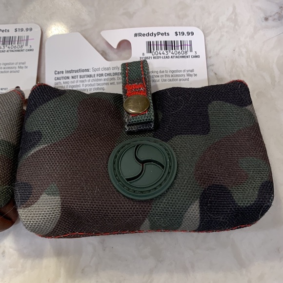 NWT Lot of 2 Reddy Walk Wallet Camo Lead Attachment *BENEFITS RESCUE* - Picture 4 of 4